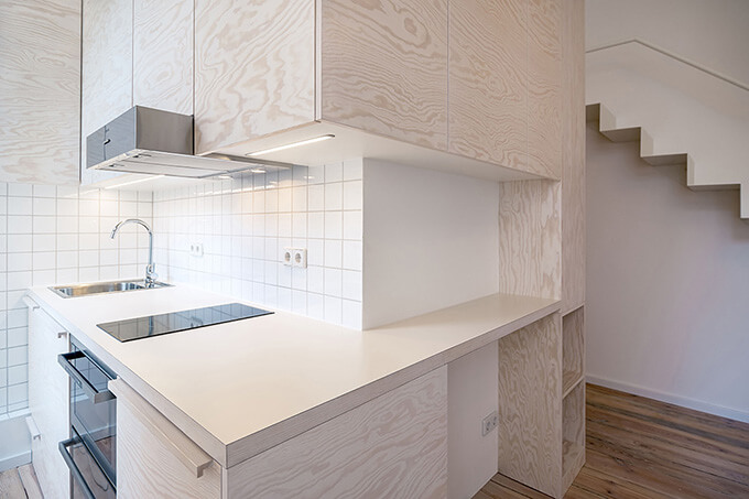 tiny-apartment-kitchen