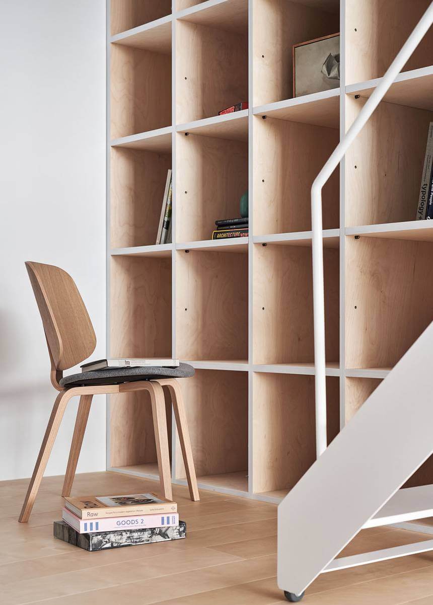 tiny-apartment-design-open-shelving