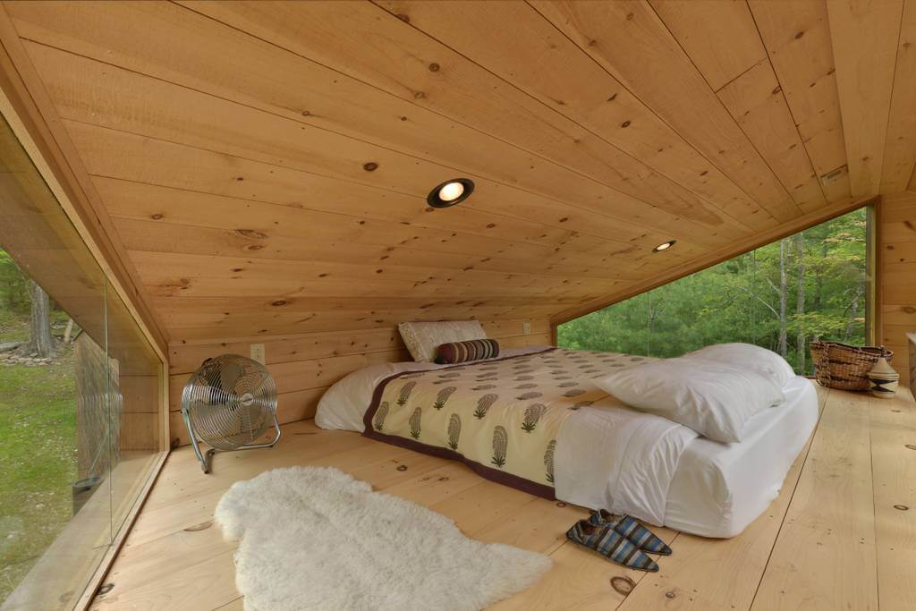 tiny-house-loft-bed