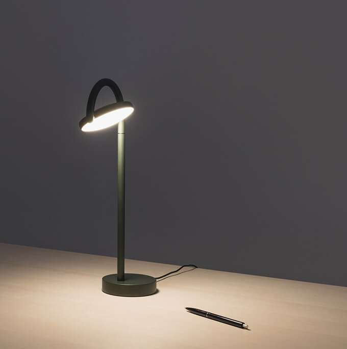desk-lamp-marselis-light-on