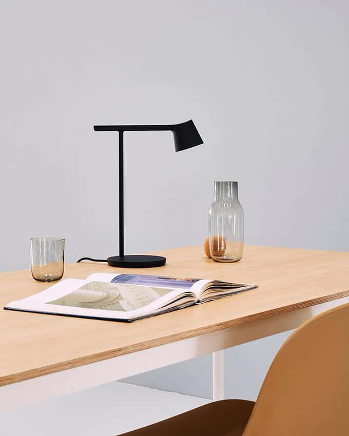 desk-lamp-tip-black