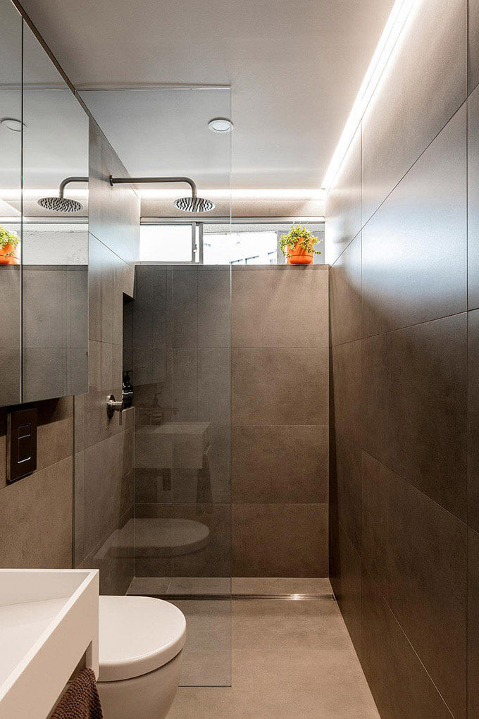 small-apartment-design-bathroom-shower