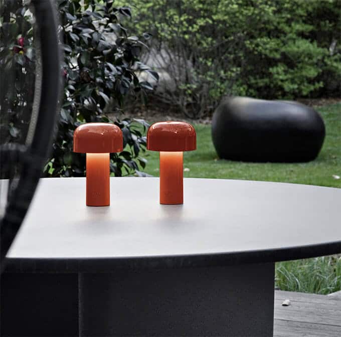 outdoor table lamp bellhop 1