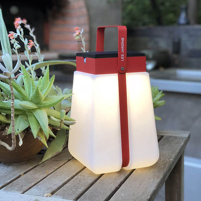 outdoor-table-lamp-bump-1