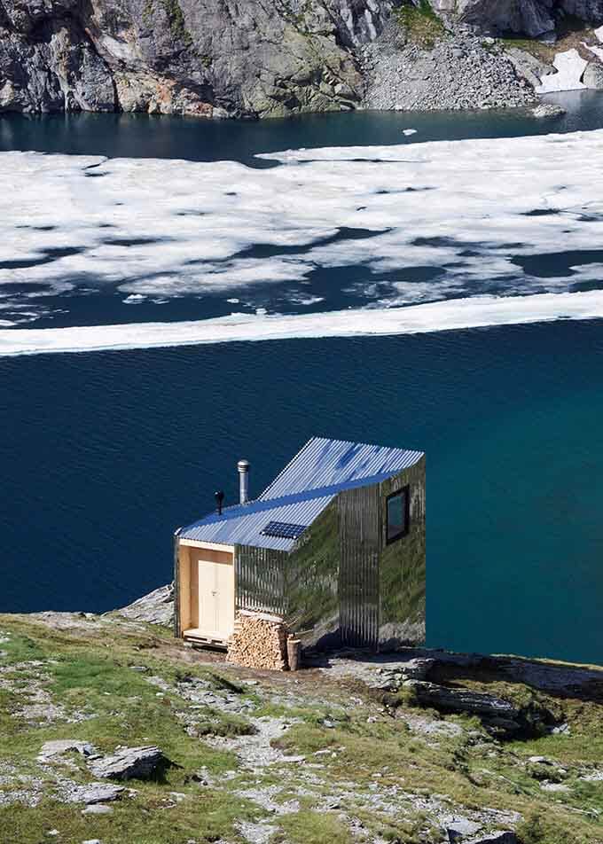 alpine-hut-lake-view