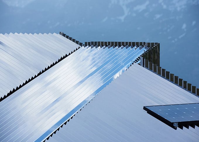 alpine-hut-roof-detail