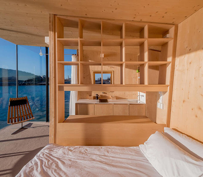 cabin-rental-built-in-bed