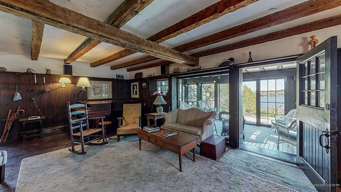 stone-cottage-living-room-1